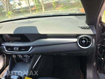 2023 Alfa Romeo Stelvio Veloce – miniatura 19