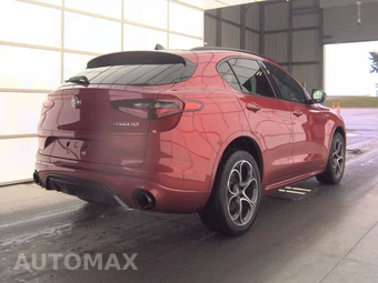 2023 Alfa Romeo Stelvio Veloce - miniatura 4