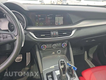 2023 Alfa Romeo Stelvio Veloce - miniatura 10