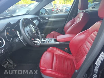 2023 Alfa Romeo Stelvio Veloce – miniatura 7