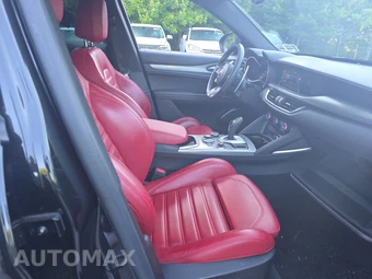 2023 Alfa Romeo Stelvio Veloce – miniatura 8