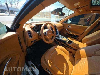 2023 Aston Martin DBX V8 - miniatura 24