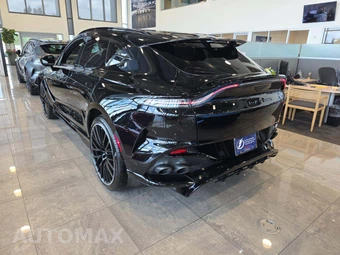 2023 Aston Martin DBX707 - miniatura 2