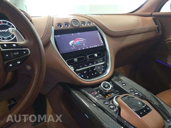 2023 Aston Martin DBX707 - miniatura 10