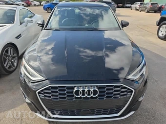 2023 Audi A3 Sedan Premium Plus – miniatura 2