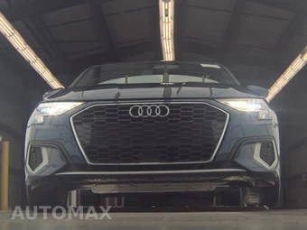 2023 Audi A3 Sedan Premium Plus – miniatura 3