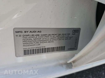 2023 Audi A3 Sedan Premium – miniatura 5