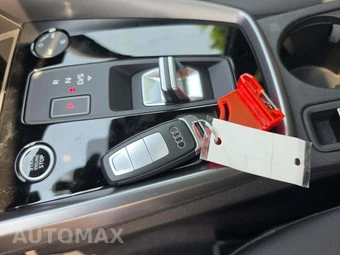 2023 Audi A3 Sedan Premium – miniatura 8