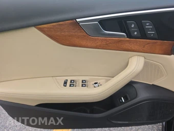 2023 Audi A4 Sedan Premium Plus – miniatura 9