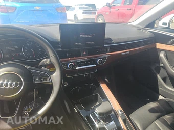 2023 Audi A4 Sedan Premium – miniatura 11