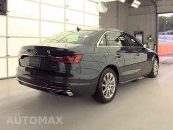 2023 Audi A4 Sedan Premium – miniatura 4