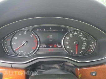 2023 Audi A4 Sedan Premium – miniatura 9