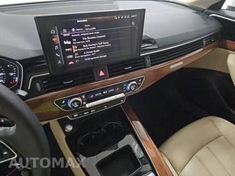2023 Audi A4 Sedan Premium – miniatura 11