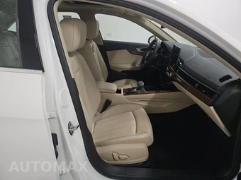 2023 Audi A4 Sedan Premium – miniatura 8