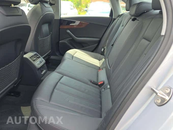 2023 Audi A4 Sedan Premium – miniatura 10