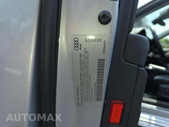 2023 Audi A4 Sedan Premium – miniatura 2