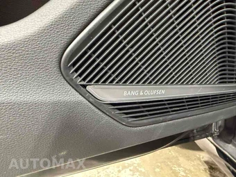 2023 Audi A4 Sedan S line Premium Plus - miniatura 8