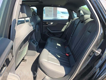 2023 Audi A4 Sedan S line Premium Plus – miniatura 10