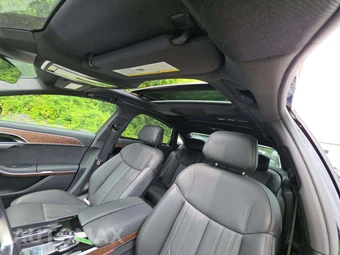 2023 Audi A8 L – miniatura 11