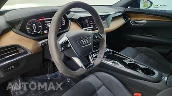 2023 Audi e-tron GT quattro Premium Plus – miniatura 19