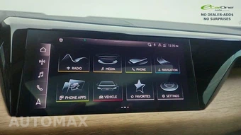 2023 Audi e-tron GT quattro Premium Plus – miniatura 46