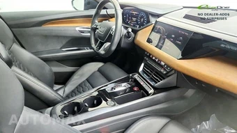 2023 Audi e-tron GT quattro Premium Plus – miniatura 34