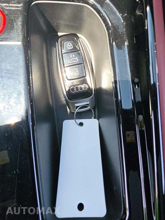 2023 Audi e-tron GT quattro Prestige – miniatura 5
