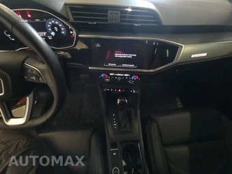 2023 Audi Q3 S line Premium Plus – miniatura 11