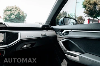 2023 Audi Q3 S line Premium Plus - miniatura 30