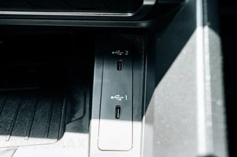 2023 Audi Q3 S line Premium Plus - miniatura 44