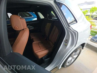 2023 Audi Q3 S line Premium Plus – miniatura 13