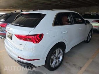 2023 Audi Q3 S line Premium Plus – miniatura 3