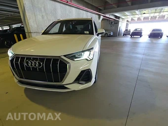 2023 Audi Q3 S line Premium