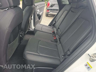 2023 Audi Q3 S line Premium – miniatura 10