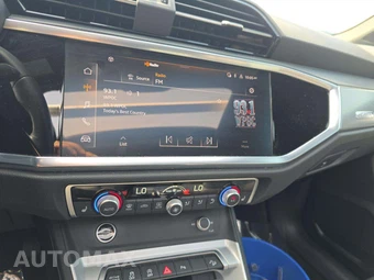 2023 Audi Q3 S line Premium – miniatura 10