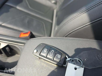 2023 Audi Q3 S line Premium – miniatura 8