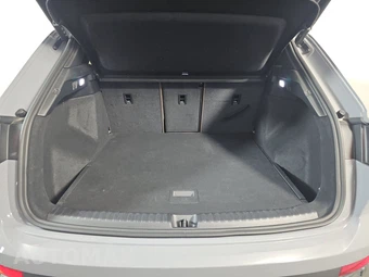 2023 Audi Q4 e-tron Premium Plus 40 - miniatura 16