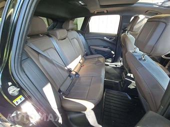 2023 Audi Q4 e-tron Premium Plus 50 – miniatura 17
