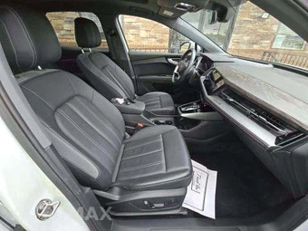 2023 Audi Q4 e-tron Prestige 50 – miniatura 19
