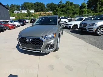 2023 Audi Q5 e Plug-In Hybrid S line Premium Plus