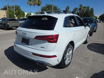 2023 Audi Q5 e Plug-In Hybrid S line Prestige - miniatura 2