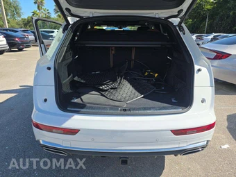 2023 Audi Q5 e Plug-In Hybrid S line Prestige - miniatura 8
