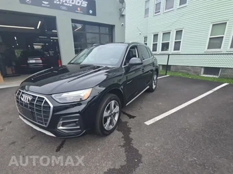 2023 Audi Q5 Premium Plus