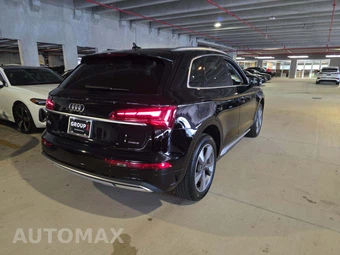 2023 Audi Q5 Premium – miniatura 3