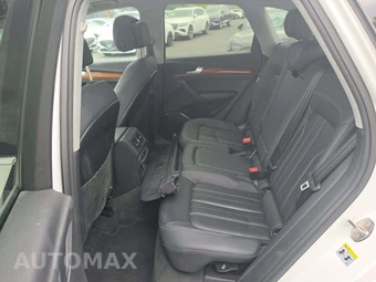 2023 Audi Q5 Premium – miniatura 10