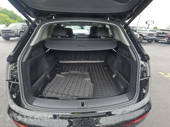 2023 Audi Q5 Premium - miniatura 14