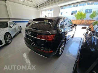 2023 Audi Q5 Premium – miniatura 3
