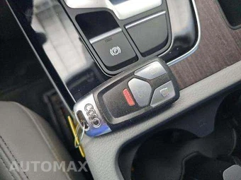 2023 Audi Q5 Premium – miniatura 8