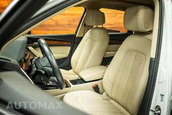 2023 Audi Q5 Premium - miniatura 10