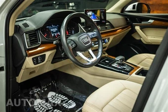 2023 Audi Q5 Premium - miniatura 9